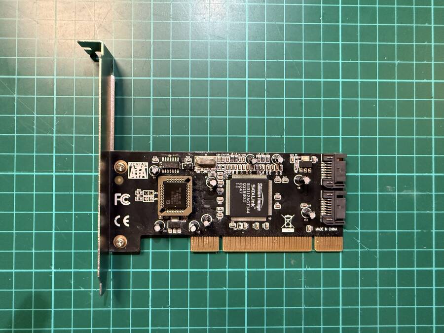 12-sata_controller_front.jpg